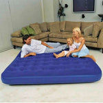 Charger l'image dans la galerie, Matelas Gonflable Ultra-Confort – Dormez où vous voulez, comme à la maison.
